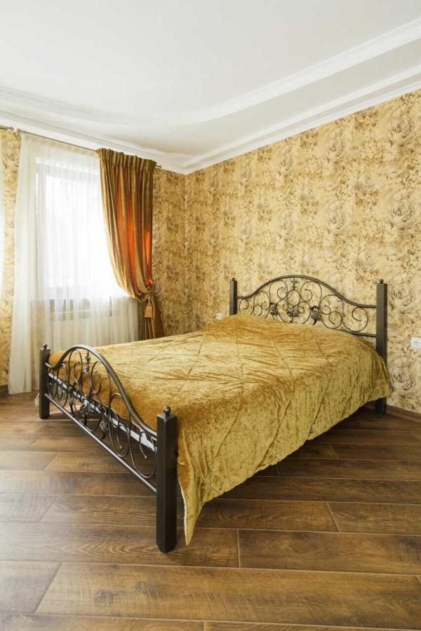 Apartment In Deribasovskay Street 20 Odessa Extérieur photo